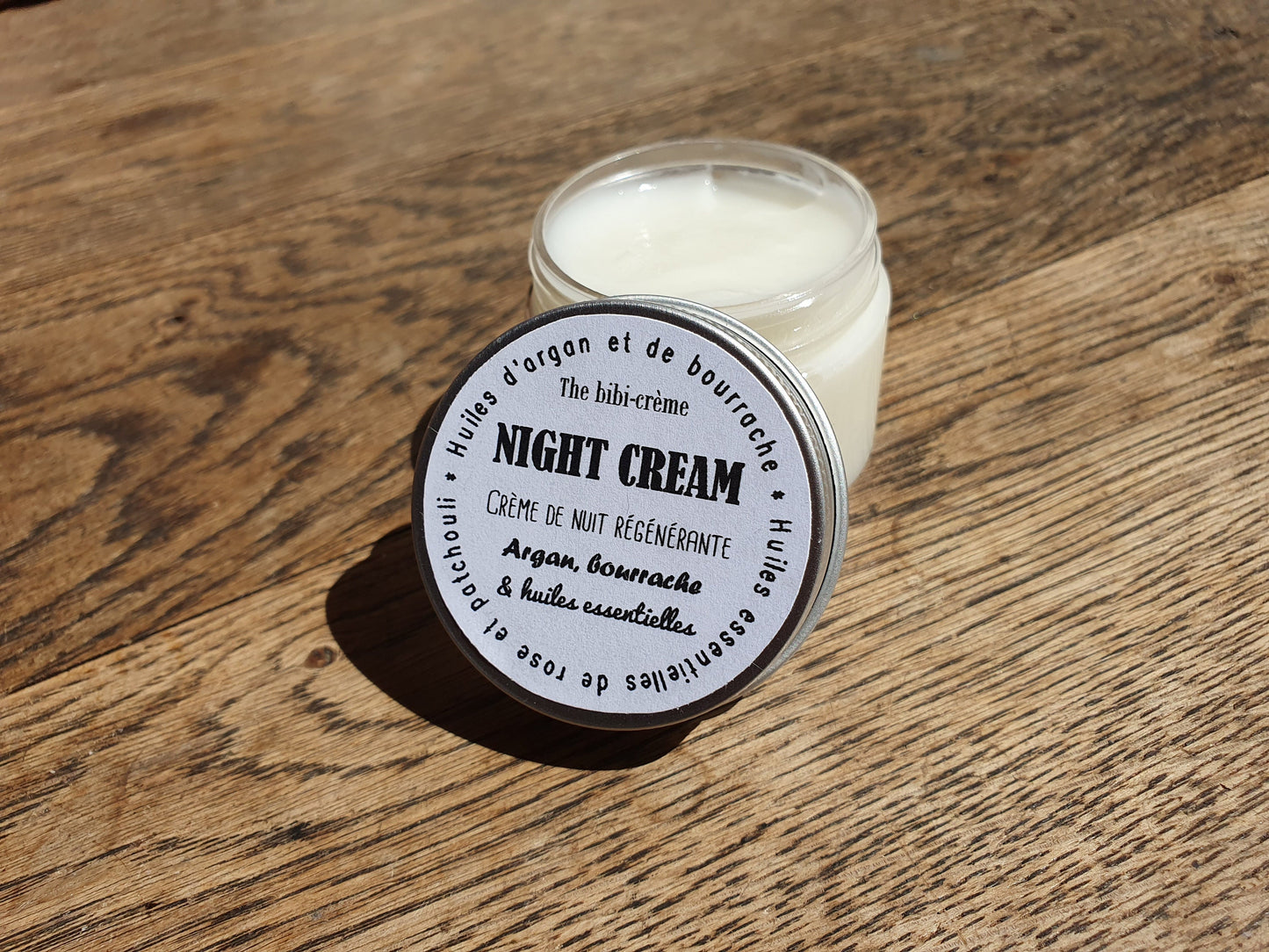 La "Night cream", crème de nuit régénérante aux huiles essentielles et à l'huile d'argan et de bourrache