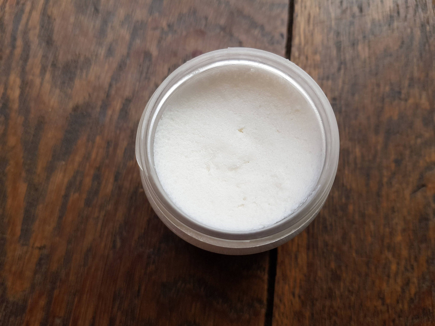Le "Oh mon déo !", crème de déodorant naturelle et divinement efficace au beurre de karité, bicarbonate de soude et huile essentielle de palmarosa