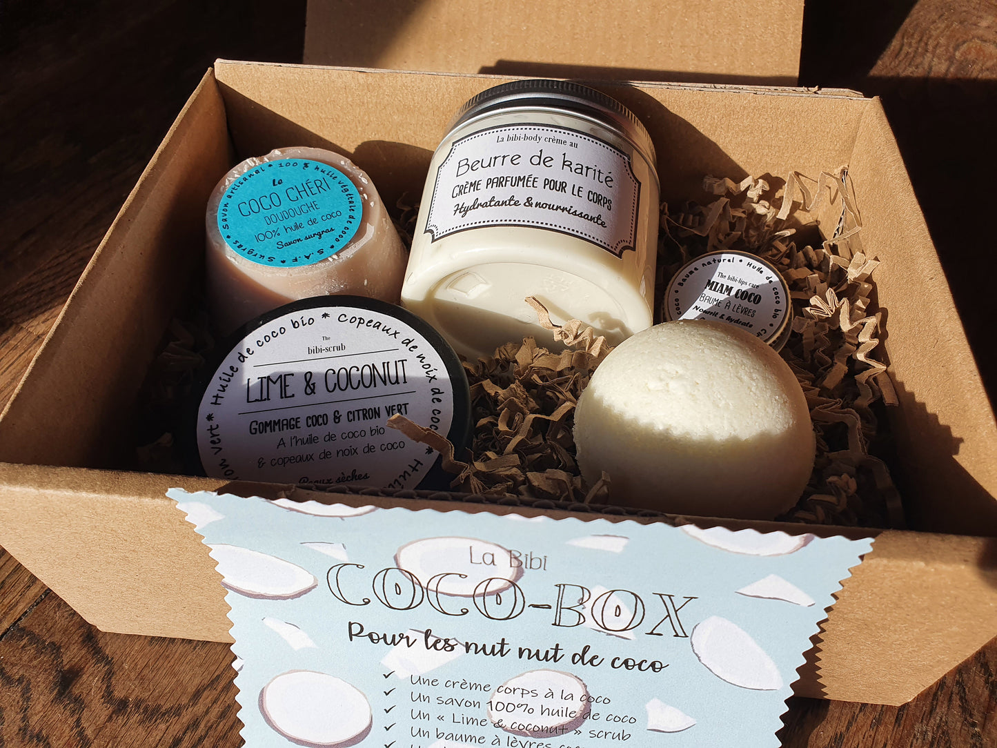 La "Coco-box", coffret ou boîte cadeau de soins complets ultra gourmands à la noix de coco
