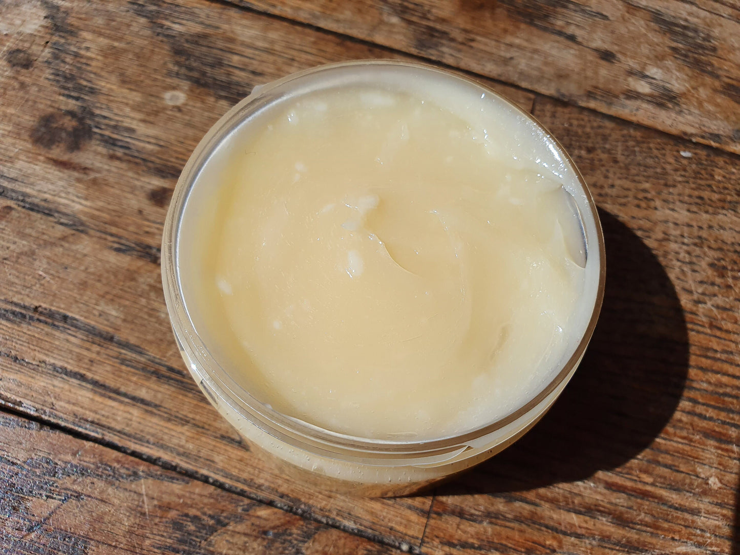 Le "Hydra'miel", masque visage hydratation et nutrition intense, miel, huile d'abricot et d'argan, aloe vera et glycérine
