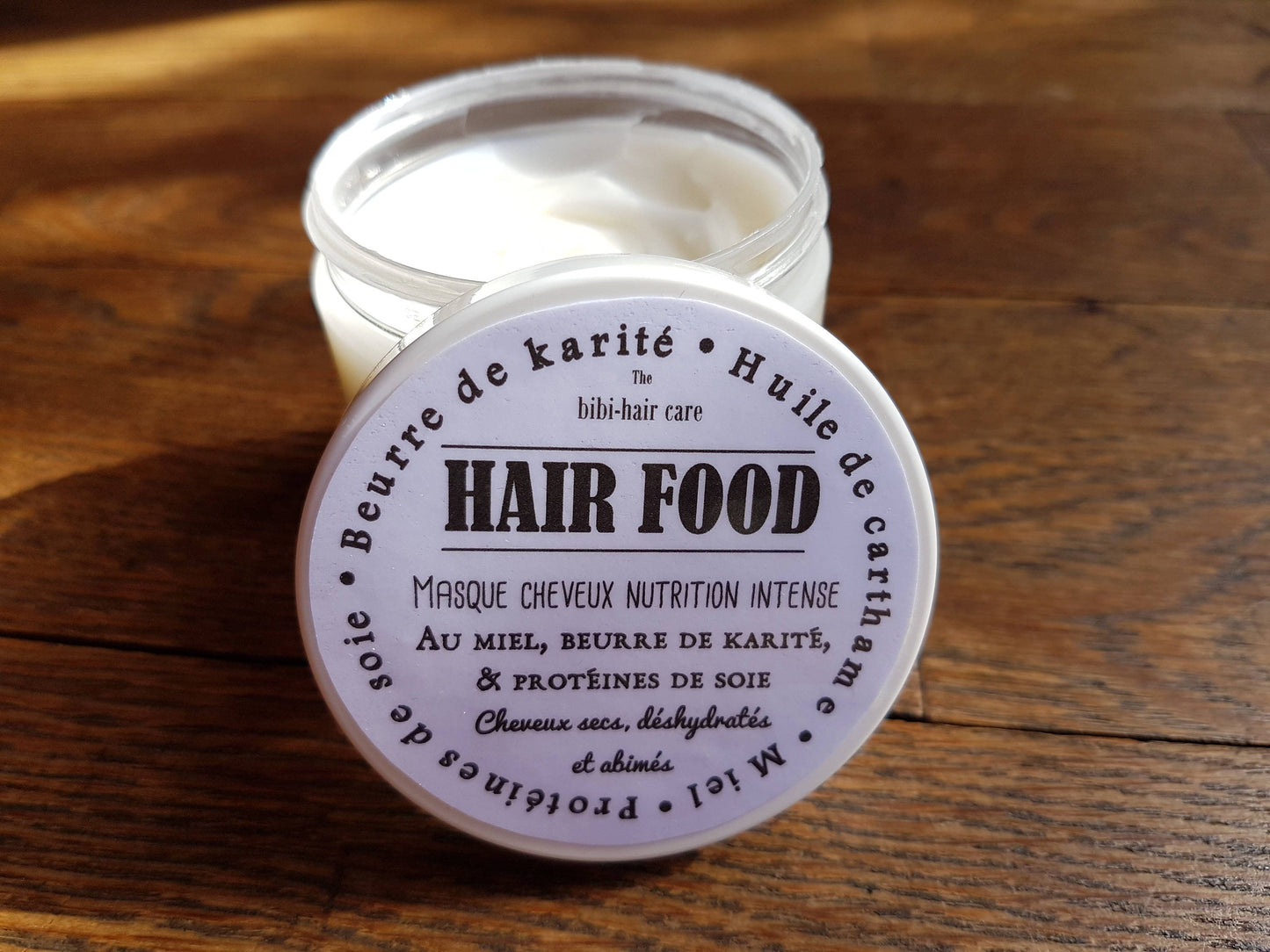 Le "Hair food", masque nourrissant et hydratant pour les cheveux secs et abîmés au miel, beurre de karité et huile de carthame