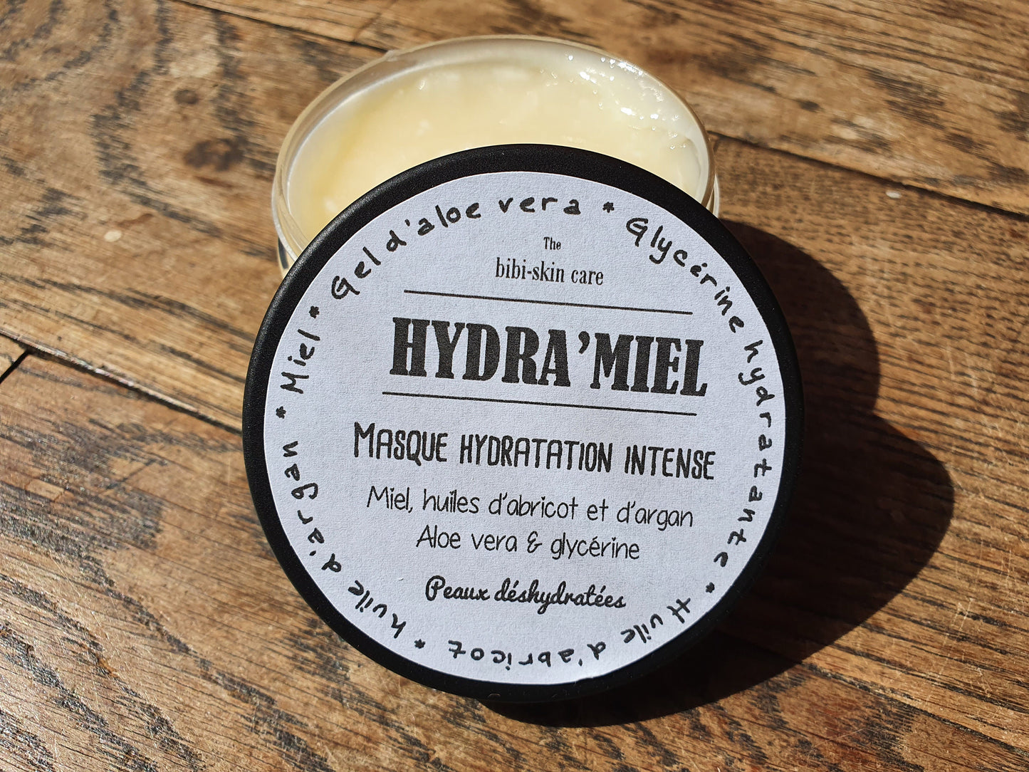 Le "Hydra'miel", masque visage hydratation et nutrition intense, miel, huile d'abricot et d'argan, aloe vera et glycérine