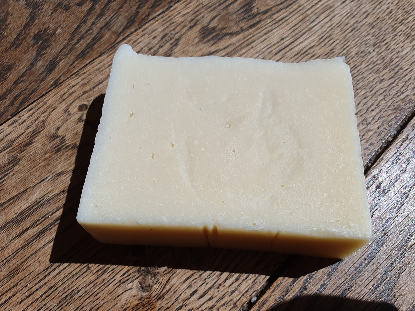 Le "Tout Choco", savon artisanal surgras saponifié à froid super gourmand au beurre de cacao et au chocolat