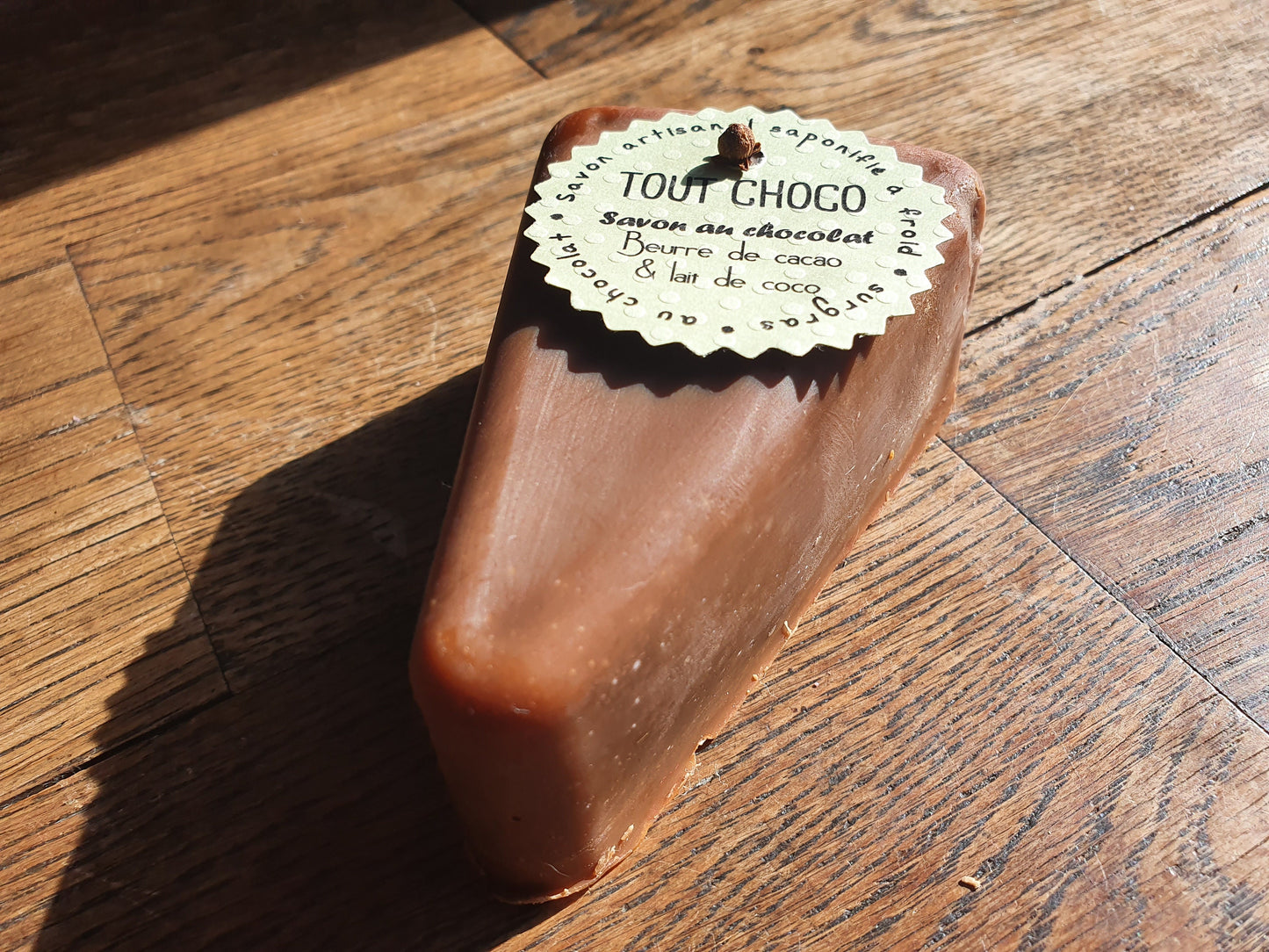 Le "Tout Choco", savon artisanal surgras saponifié à froid super gourmand au beurre de cacao et au chocolat