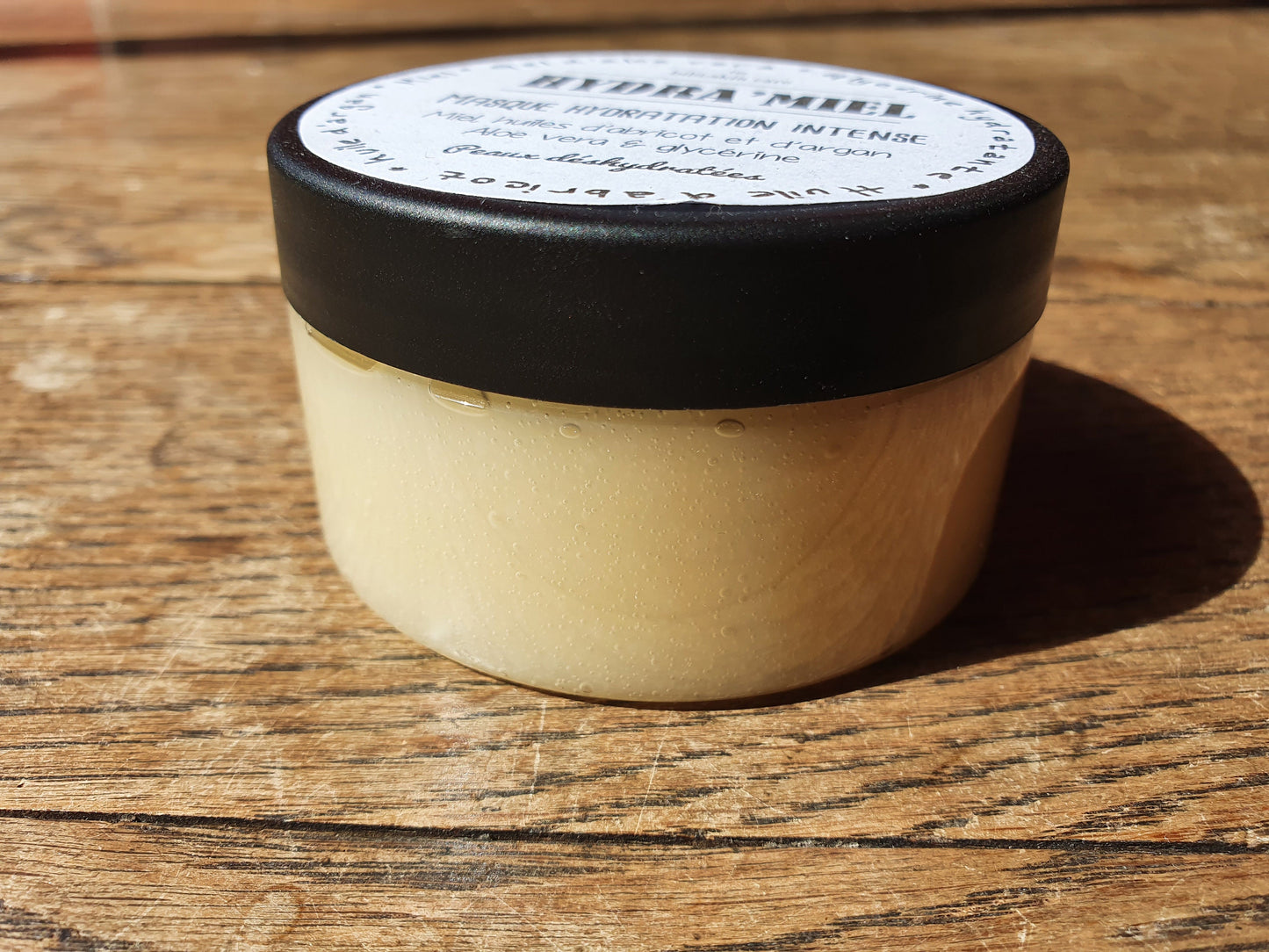 Le "Hydra'miel", masque visage hydratation et nutrition intense, miel, huile d'abricot et d'argan, aloe vera et glycérine