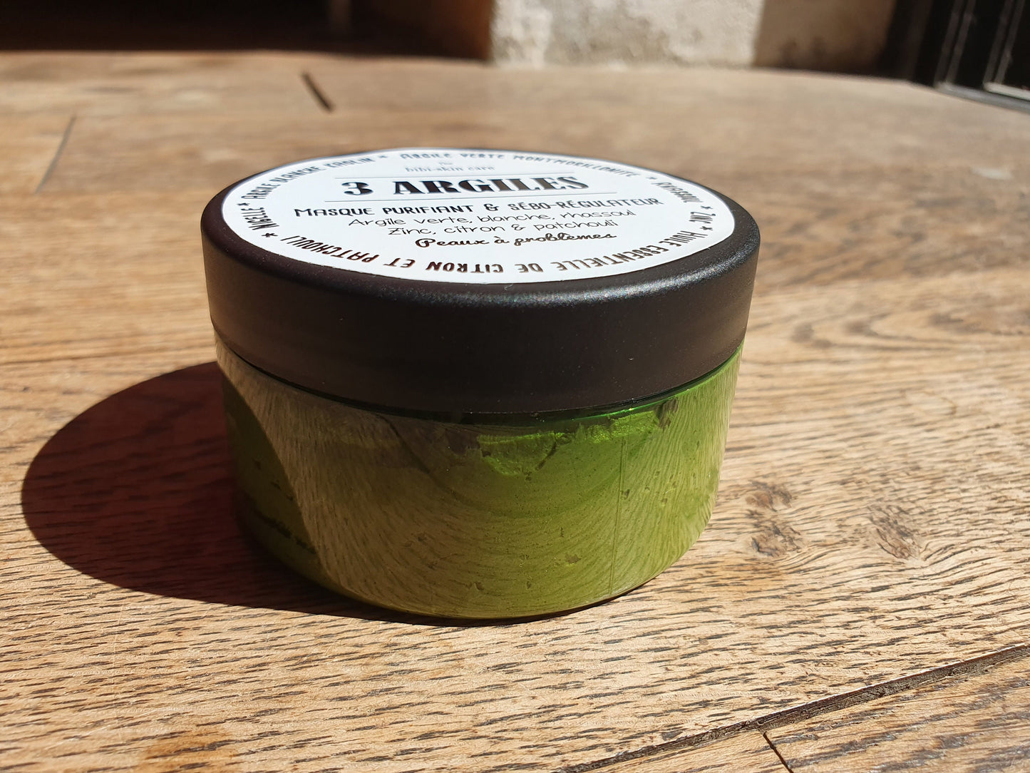 Le "3 argiles", masque aux argiles et à l'huile essentielle de tea tree (arbre à thé) anti imperfections et anti acné
