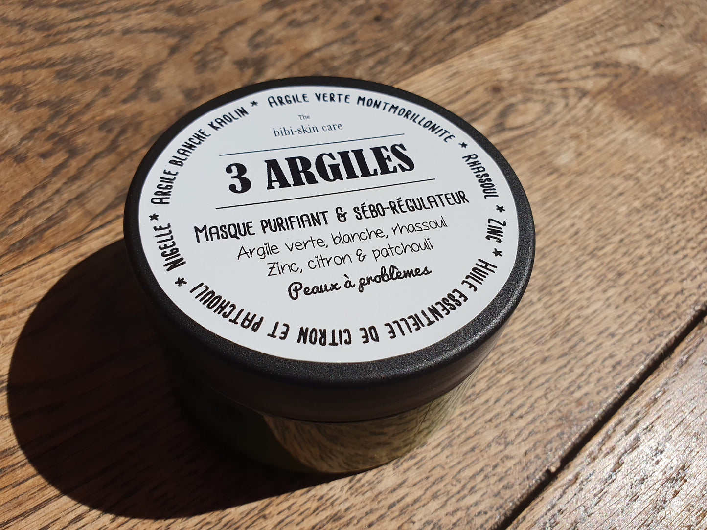 Le "3 argiles", masque aux argiles et à l'huile essentielle de tea tree (arbre à thé) anti imperfections et anti acné