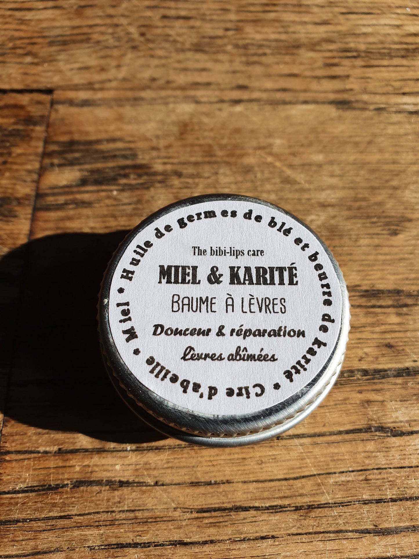 Le "Miel et Karité", baume à lèvres protection, douceur et réparation pour les lèvres sèches et abîmées au miel et au beurre de karité