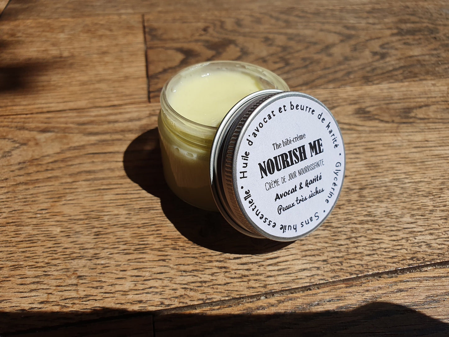 La "Nourish me", crème de jour nourrissante et très hydratante pour les peaux sèches à l'avocat et au karité