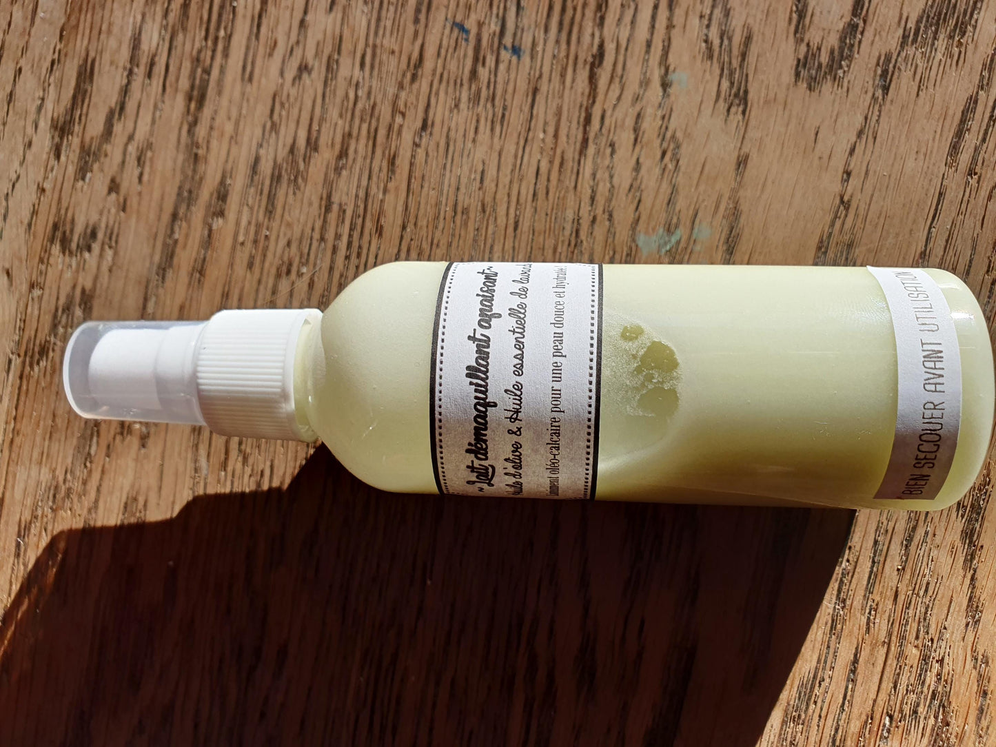 Lait liniment démaquillant oléo-calcaire à l'huile d'olive et à l'huile essentielle de lavande