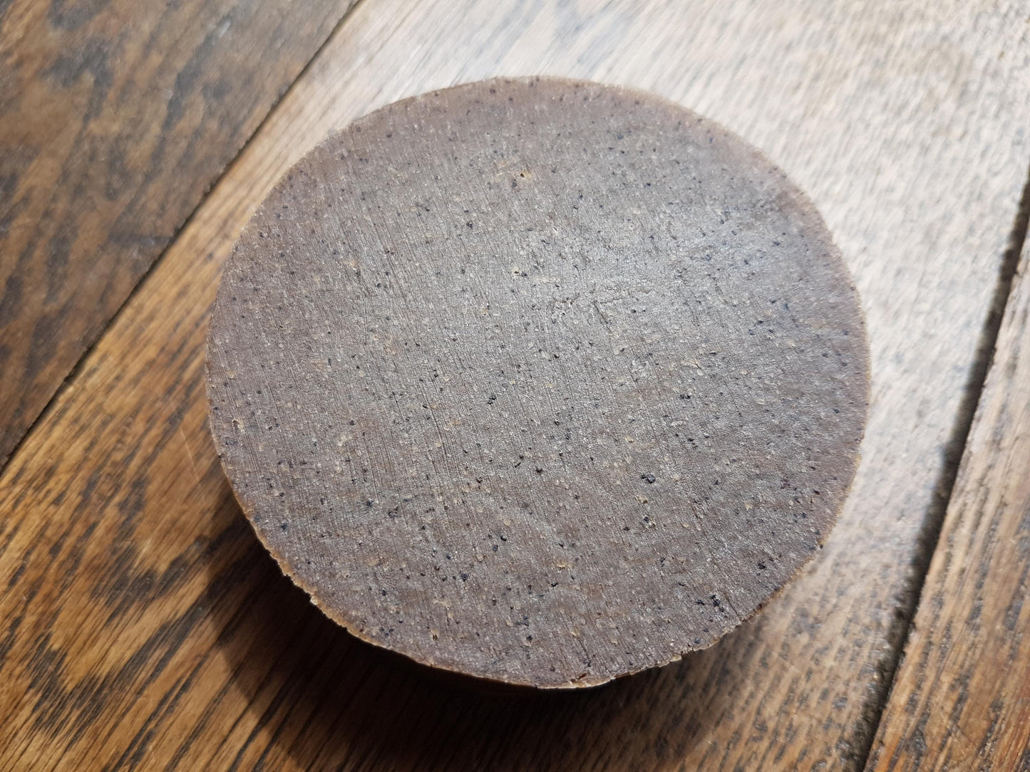 Le "Coffee soap", savon artisanal surgras saponifié à froid exfolient au café, huile de ricin et d'abricot anti odeur