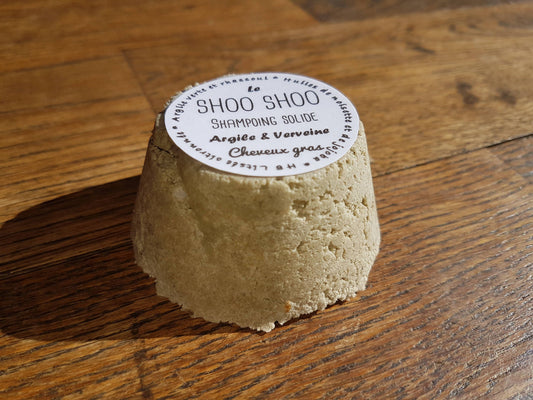 Le "Shoo Shoo cheveux gras", shampoing solide artisanal purifiant aux argiles, huile de noisette, jojoba et huile essentielle de litsée citronnée