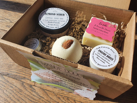 La "Amande douce box", coffret ou boïte cadeau de soins complets à l'amande douce pour une hydratation optimale