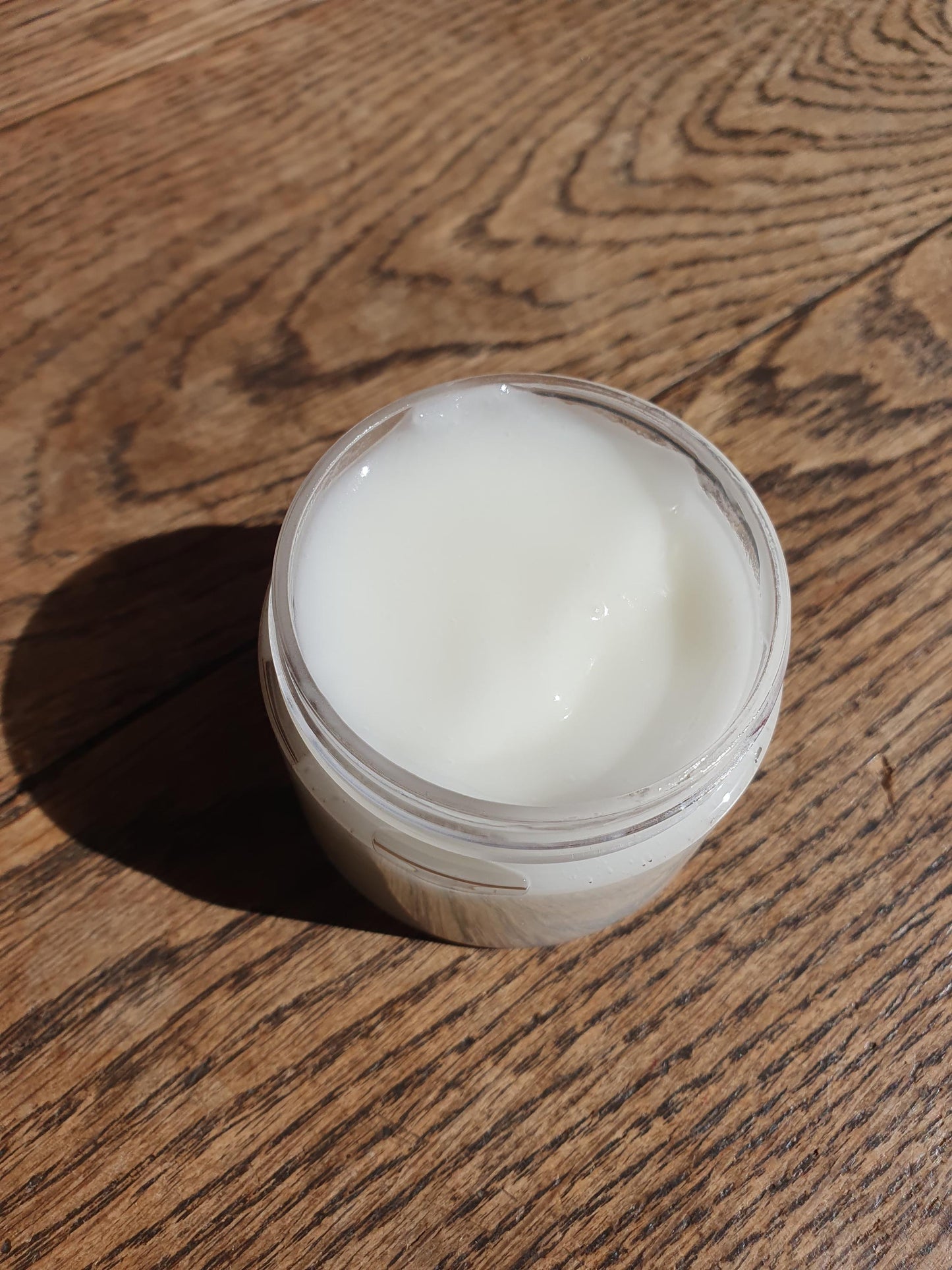 La "Amande douce", crème de jour confort et hydratation à l'huile d'amande douce et à l'huile essentielle d'amande amère