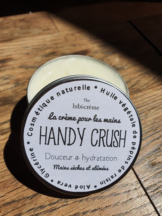 La "Handy Crush", crème pour les mains sèches et abîmées à l'huile de pépins de raisin et à l'aloe vera, douce et hydratante