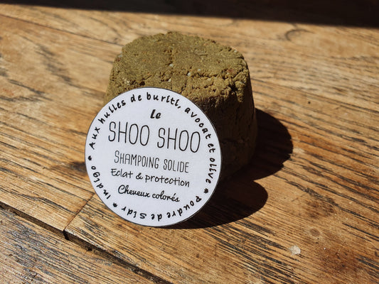 Le "Shoo Shoo cheveux colorés", shampoing solide artisanal à l'huile d'olive, coco, amande douce et poudres ayurvédiques