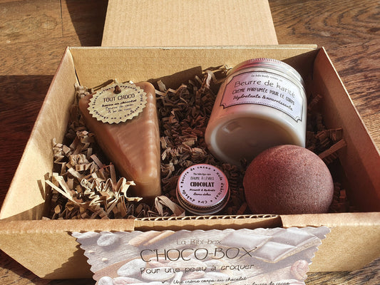 La "Choco-box", coffret ou boîte cadeau de soins complets au beurre de cacao pour les peaux gourmandes