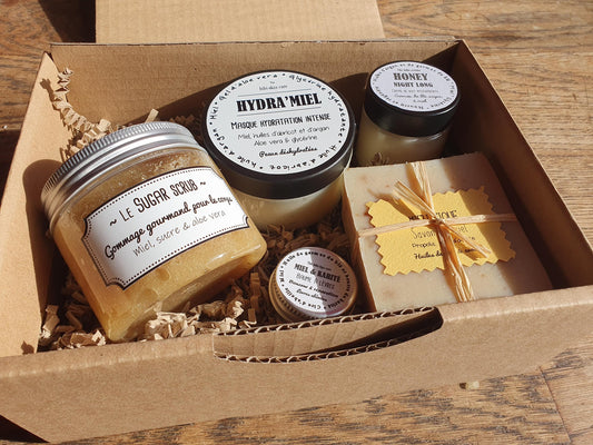 La "Bee-box", coffret ou boîte cadeau de soins complets au miel pour une peau délicieusement nourrie et hydratée